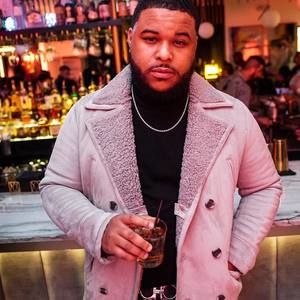 Meet your Posher, Cameron